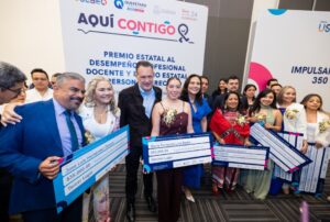 PREMIA GOBIERNO DE QUERÉTARO EL COMPROMISO Y LIDERAZGO DE DOCENTES Y DIRECTIVOS