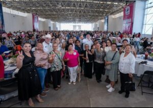 ENCABEZA RODRIGO MONSALVO ENCUENTRO DE CONVIVENCIA PARA MUJERES MARQUESINAS