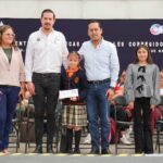 CHEPE GUERRERO ENTREGA MÁS DE 9 MIL BECAS A ESTUDIANTES DE CORREGIDORA