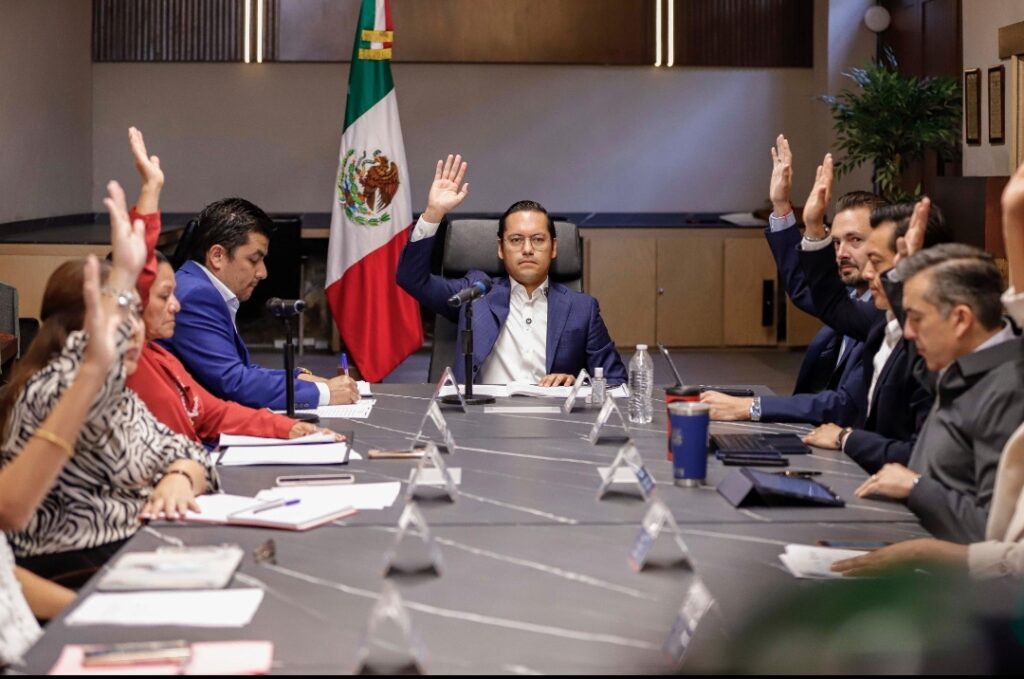 CHEPE GUERRERO Y AYUNTAMIENTO DE CORREGIDORA APRUEBAN INICIATIVA PARA JUZGAR COMO ADULTOS A ADOLESCENTES QUE COMETAN DELITOS DE ALTO IMPACTO