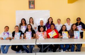 RECONOCE SONIA ROCHA LABOR DE LAS Y LOS DOCENTES DE SAN JOAQUÍN
