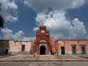 AVANZAN LOS TRABAJOS DE REHABILITACIÓN DE LA PARROQUIA DE SAN MIGUEL ARCÁNGEL