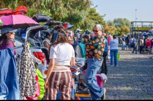 CARBOOT CORREGIDORA CONSOLIDA UN ESPACIO DONDE LAS FAMILIAS DAN UNA SEGUNDA VIDA A MILES DE ARTÍCULOS