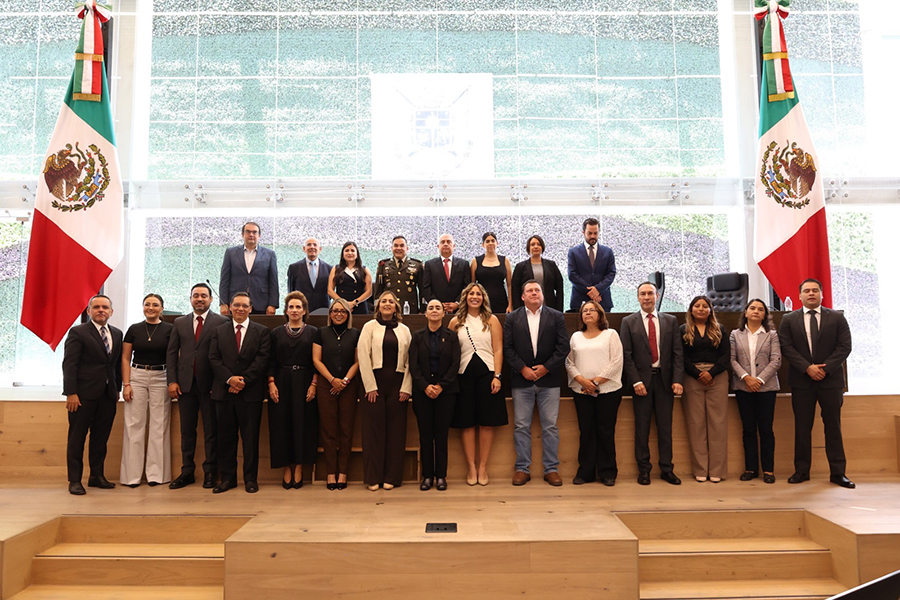 EN SESIÓN SOLEMNE DE PLENO SE DE VELARON LETRAS DORADAS EN EL SALÓN DE SESIONES “CONSTITUYENTES DE 1916-1917”, EN HOMENAJE AL EJÉRCITO MEXICANO