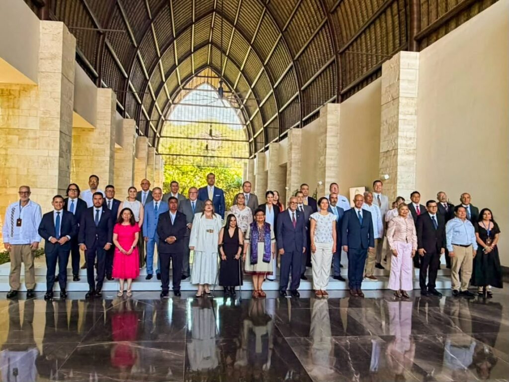 SINERGIA NACIONAL; FISCAL GENERAL DE QUERÉTARO PARTICIPA EN LA LIV ASAMBLEA PLENARIA DE LA CNPJ