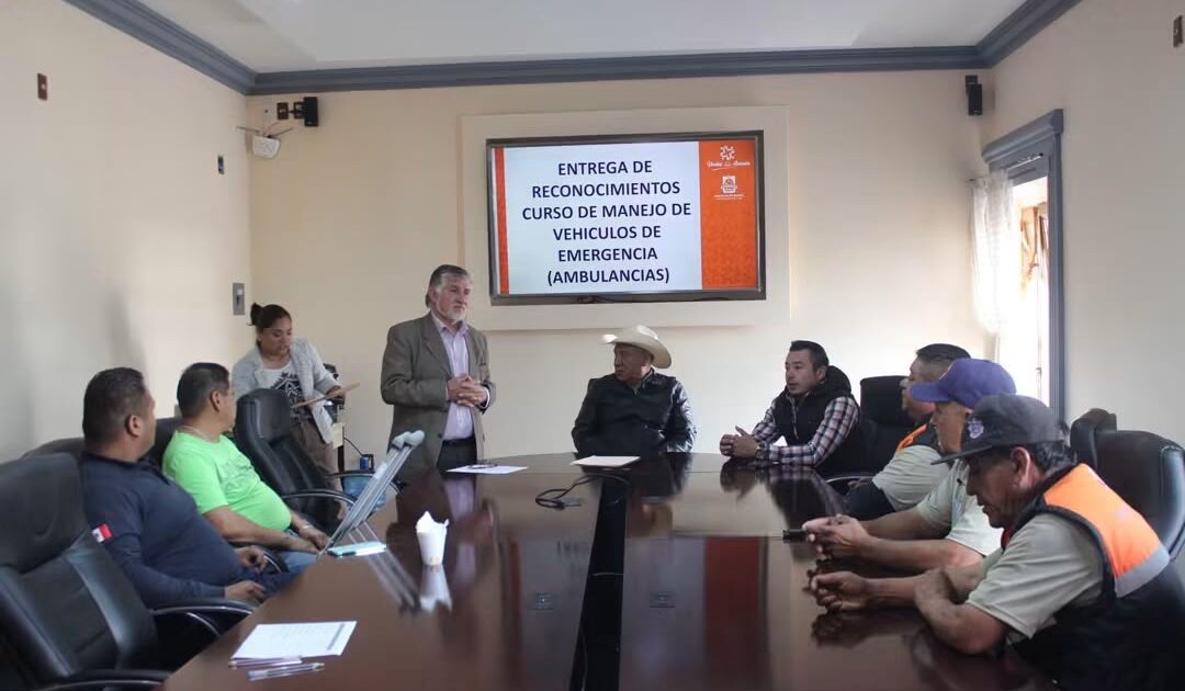 ÓSCAR PÉREZ MARTÍNEZ PRESIDENTE DE AMEALCO FORTALECE LA ATENCIÓN DE EMERGENCIAS EN AMEALCO